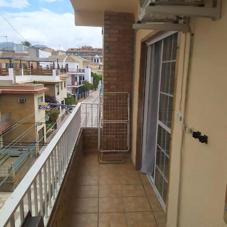 Apartamento 3 Dormitorios Frente A Hospital De Traumatologia Granada Esterno foto
